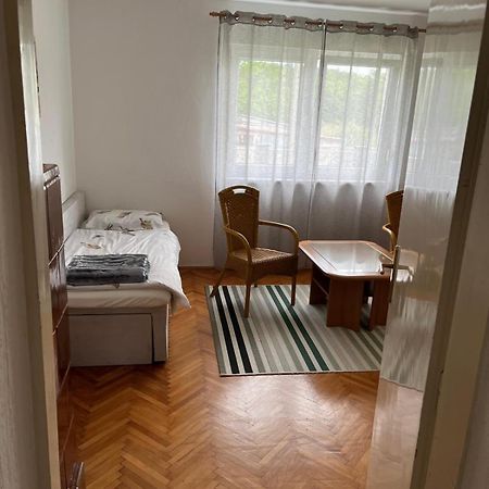 Gospić Apartman Ivka מראה חיצוני תמונה
