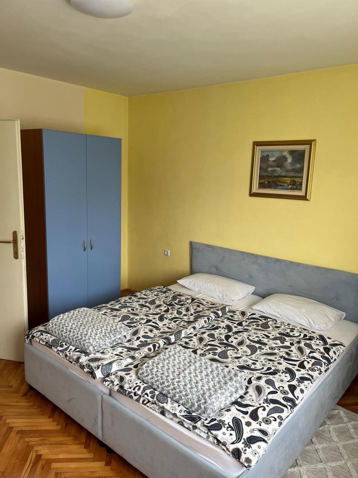 Gospić Apartman Ivka מראה חיצוני תמונה