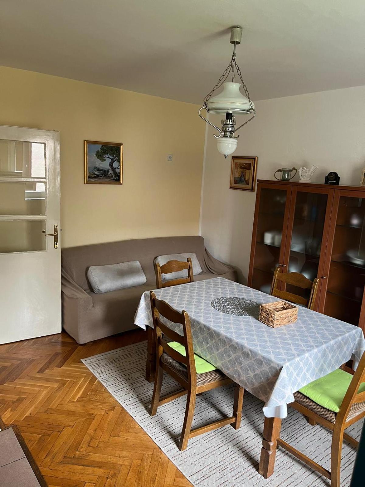Gospić Apartman Ivka מראה חיצוני תמונה
